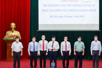 DOJI và TPBank trao tặng 20 tỷ đồng vào Quỹ Vaccine phòng Covid-19 