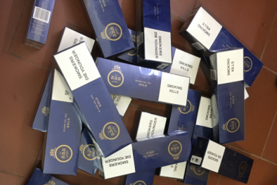 Vận chuyển 200 bao thuốc lá 555 nhập lậu đi tiêu thụ