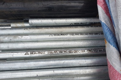 Phát hiện gần 6 tấn ống thép nghi giả mạo nhãn hiệu thép Hòa Phát