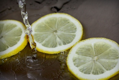 Những loại thực phẩm cần tránh để không bị mất nước vào mùa hè