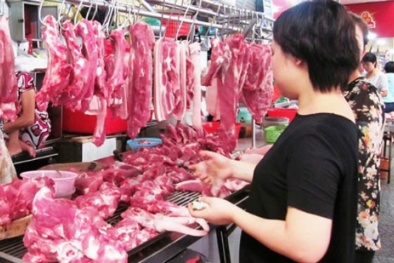 Giá thịt lợn hơi đang giảm mạnh, vì sao thịt ngoài chợ giá vẫn cao?