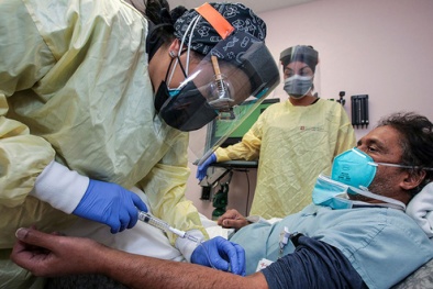 Hiệu quả của thuốc kháng thể đơn dòng trong việc cứu bệnh nhân COVID-19 thể nặng