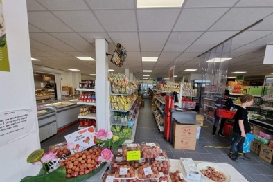 Vải thiều Việt Nam lần đầu lên kệ siêu thị tại Hà Lan, giá 550 nghìn đồng/kg