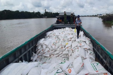 Tinh vi 'biến' đường nhập lậu thành đường nội địa để tiêu thụ, giải pháp nào để ngăn chặn?