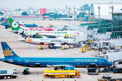 Tiếp tục gia hạn giảm phí, lệ phí ngành hàng không 