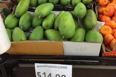 Xoài xanh Việt Nam được bán với giá gần 300.000 đồng/kg tại Úc