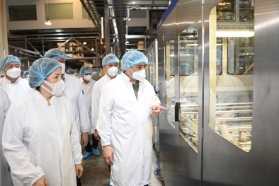 Ban hành chính sách hỗ trợ người lao động, người sử dụng lao động khó khăn do COVID-19