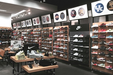 Nike đối mặt với tình trạng thiếu nguồn cung giày sản xuất tại Việt Nam