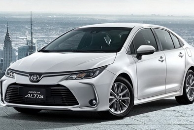 Đại lý Toyota Corolla Altis tại Việt Nam giảm giá sâu, xả hàng 'dọn kho'
