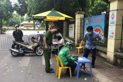 4 ngày đầu giãn cách xã hội, Hà Nội xử phạt hơn 3 tỷ đồng các trường hợp vi phạm