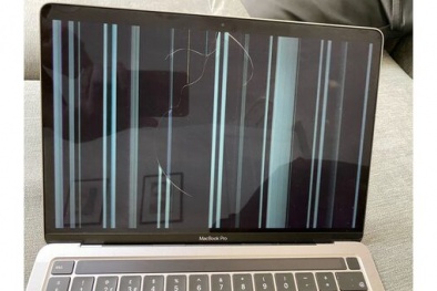 Nhiều MacBook nứt màn hình không rõ lý do, người dùng hoang mang