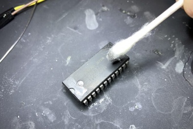 Cảnh báo xuất hiện nhiều chip giả khiến thị trường công nghệ hỗn loạn