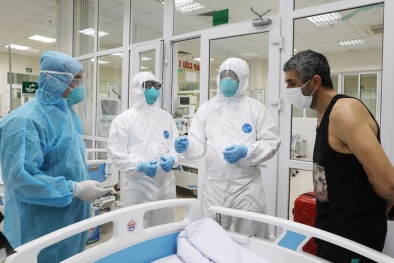 Tình huống 40.000 bệnh nhân COVID-19, Hà Nội có phương án nào?