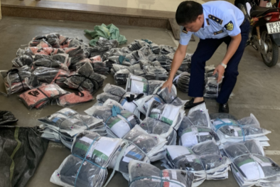 Liên tiếp phát hiện số lượng 'khủng' hàng hóa giả mạo nhãn hiệu