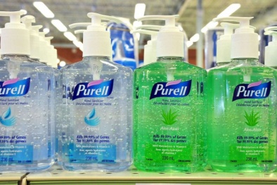 Hàng loạt nước rửa tay khô bị FDA thu hồi do chứa chất độc hại