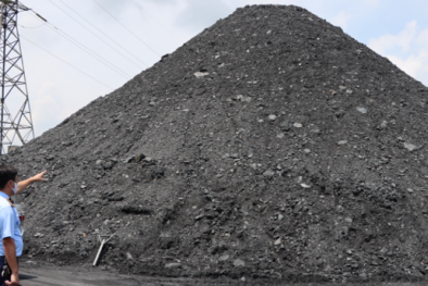 Mua bán trái phép hàng triệu tấn than, 12 đối tượng bị khởi tố