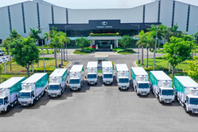 THACO tiếp tục tài trợ 500.000 bộ kit test nhanh, 30 xe cứu thương, hỗ trợ 25 xe tiêm chủng cơ động cho TP.HCM