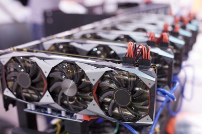 Mua card đồ họa cũ đào Bitcoin cần thận trọng