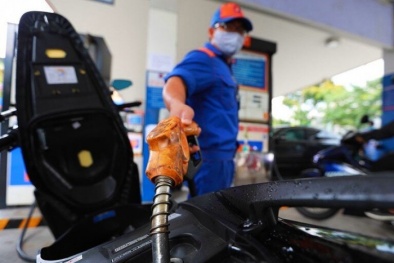 Giá xăng dầu thế giới đầu tháng 9 có xu hướng giảm