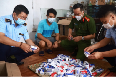 Không hiểu biết về y dược vẫn thu mua thuốc trị Covid-19 không rõ nguồn gốc về bán kiếm lời