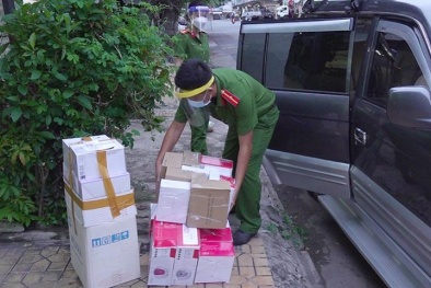 Thu giữ số lượng lớn mỹ phẩm, thiết bị làm đẹp nhập lậu tại An Giang