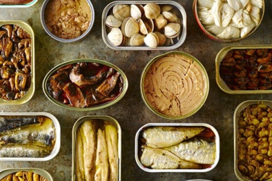 Cảnh báo không nên lạm dụng thức ăn nhanh, thực phẩm đóng hộp mùa dịch Covid-19