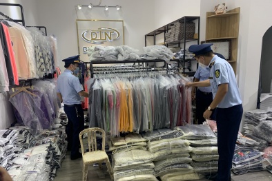 Liên tiếp bắt giữ quần áo, hàng dệt may không đảm bảo chất lượng