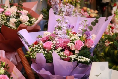 Thị trường hoa tươi dịp 20/10 'kém' sôi động do ảnh hưởng của dịch bệnh Covid-19