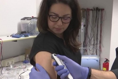Công nghệ laser tiêm vaccine qua da không cần dùng kim tiêm