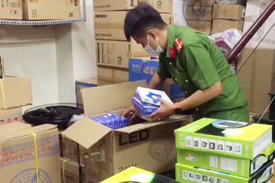 An Giang: Thu giữ nhiều sản phẩm điện gia dụng nghi nhập lậu