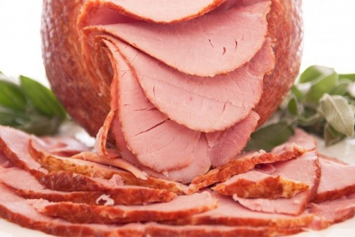 Thịt hun khói tiềm ẩn chất phụ gia, hợp chất gây hại sức khỏe