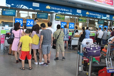 Khách đi máy bay, tàu hỏa không phải kê khai bản cam kết phòng chống dịch Covid-19