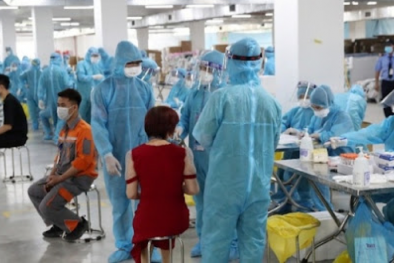 'Loạn' giá mua test xét nghiệm Covid-19