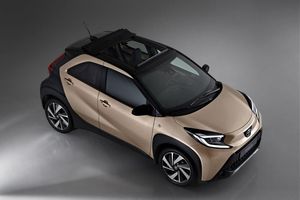 Toyota ra mắt Aygo X với giá bất ngờ chỉ 404 triệu đồng