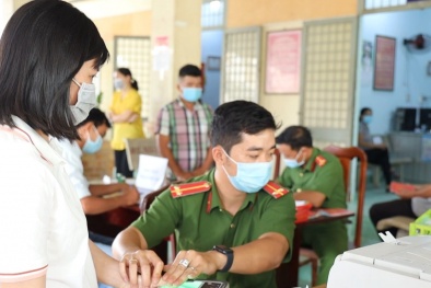 Công dân đủ 14 tuổi trở lên được đăng ký tài khoản định danh điện tử