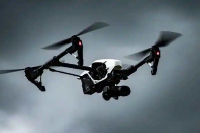 Phát triển công nghệ điều khiển máy bay bằng trí não