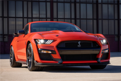 Lộ diện hình ảnh mới nhất về siêu phẩm Mustang Shelby GT500 Heritage Edition 2022