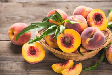 Sai lầm cần tránh khi ăn đào kẻo gây hại cho sức khỏe