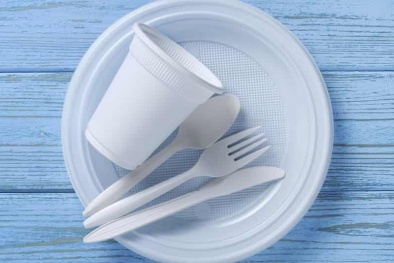 Anh đề xuất áp dụng lệnh cấm nhiều sản phẩm nhựa sử dụng một lần