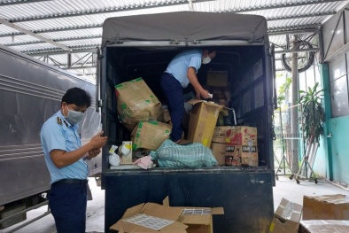 Kiểm tra bất ngờ, xử phạt nhiều cơ sở kinh doanh vi phạm quy định