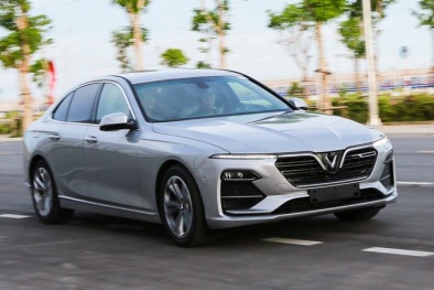 Giá xe VinFast Lux SA2.0 hiếm có tiền lệ, bất ngờ mức giảm tới 150% phí trước bạ