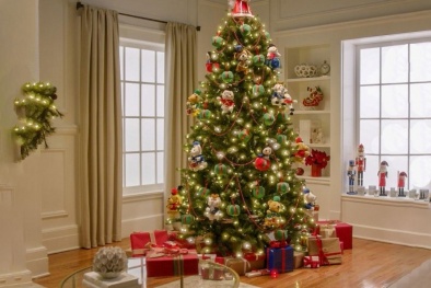 Giáng sinh: Cảnh giác với các sản phẩm trang trí cây thông Noel