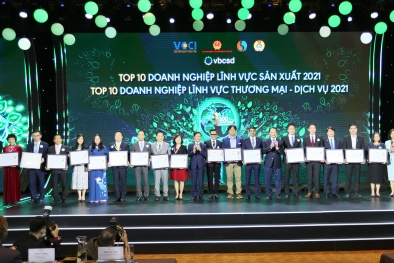 Vinamilk 6 lần liên tiếp được vinh danh trong top 10 doanh nghiệp phát triển bền vững nhất Việt Nam