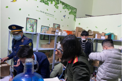 Tạm giữ hơn 5.000 sản phẩm mỹ phẩm có dấu hiệu giả mạo nhãn hiệu