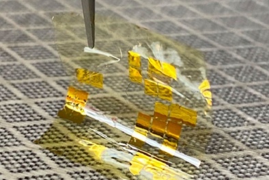 Phát triển thành công vật liệu pin mặt trời mỏng gấp 15 lần tờ giấy