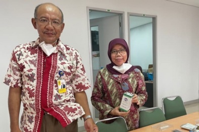 Ý tưởng công nghệ độc đáo: Chế tạo pin xe điện từ bã cà phê