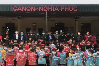 Canon bàn giao nâng cấp và sửa chữa công trình lớp học 2021