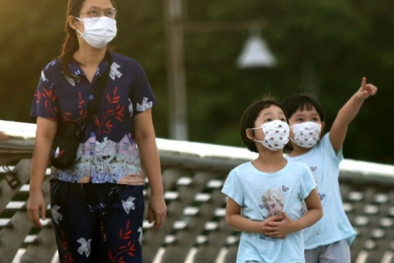 Dùng khẩu trang vải sai cách mùa dịch Covid-19 tác hại khó lường