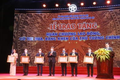 Tôn vinh 200 doanh nghiệp Thủ đô tiêu biểu, nỗ lực vượt Covid năm 2021