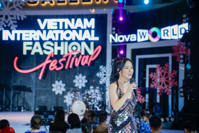 Nghệ sỹ, khách mời cảm nhận gì về lễ hội thời trang quốc tế Việt Nam 2021?